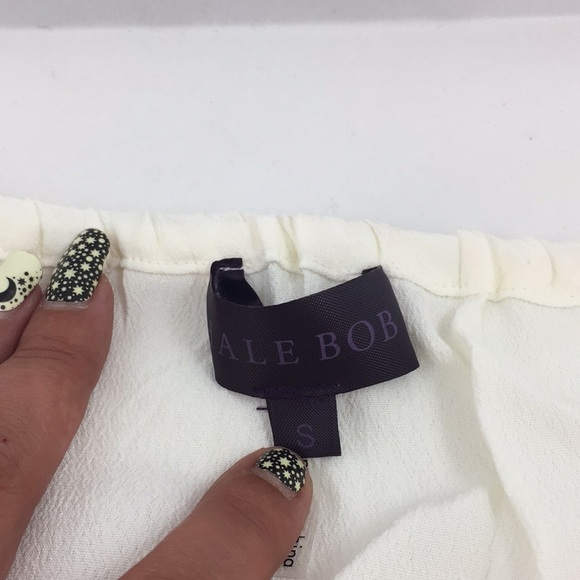 HALE BOB DELICATE & SLIGHTLY SHEER OVERSIZED OFF-WHITE LACY DETAIL BOHO TOP - Picture 6 of 6